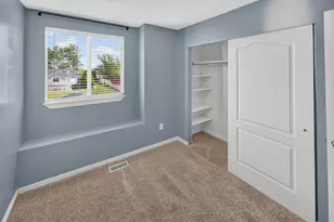 442 E Lindy N, Tooele, UT 84074 - Photo 18