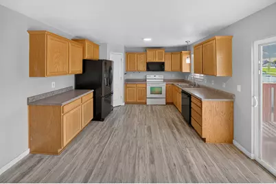 442 E Lindy N, Tooele, UT 84074 - Photo 8