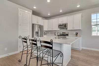 2380 N 3370 W, Lehi, UT 84048 - Photo 10