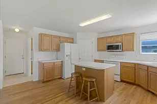 2602 W Singletree Ln S, South Jordan, UT 84095 - Photo 12