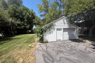 2205 E 3300 S, Millcreek, UT 84109 - Photo 22