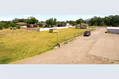 4997 S 2700 W, Roy, UT 84067 - Photo 8