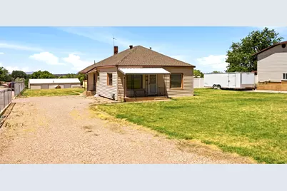 4997 S 2700 W, Roy, UT 84067 - Photo 12