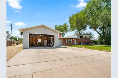 120 E Cox Lane, Midvale, UT 84047 - Photo 2