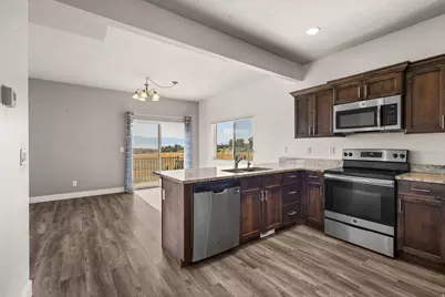 8044 N Clydesdale Dr, Eagle Mountain, UT 84005 - Photo 2