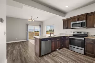 8044 N Clydesdale Dr, Eagle Mountain, UT 84005 - Photo 2