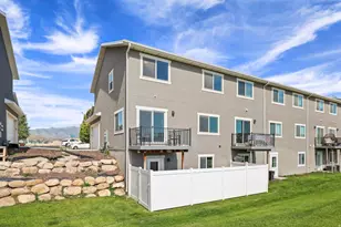 8044 N Clydesdale Dr, Eagle Mountain, UT 84005 - Photo 32