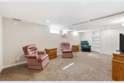 310 E 600 S, Centerville, UT 84014 - Photo 16