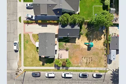 310 E 600 S, Centerville, UT 84014 - Photo 40