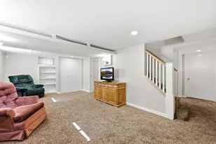 310 E 600 S, Centerville, UT 84014 - Photo 18
