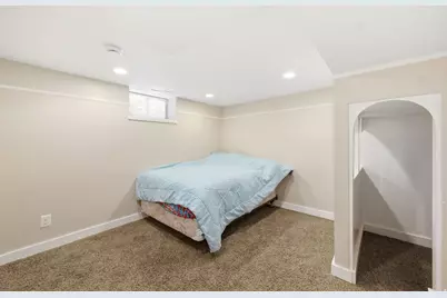 310 E 600 S, Centerville, UT 84014 - Photo 22