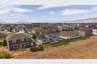111 E Silver Oak Rd, Vineyard, UT 84059 - Photo 46