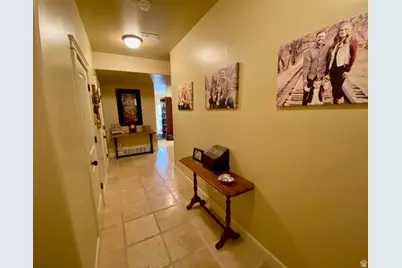302 E Seagull Ln #22, Saratoga Springs, UT 84045 - Photo 2