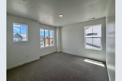 2937 N Lone Pine St #628, Eagle Mountain, UT 84005 - Photo 8