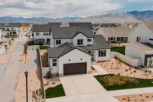3008 N Kingbird Dr, Eagle Mountain, UT 84005 - Photo 2
