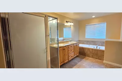 3857 E Cunninghill Dr, Eagle Mountain, UT 84005 - Photo 8