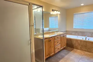 3857 E Cunninghill Dr, Eagle Mountain, UT 84005 - Photo 8