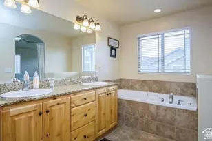 3857 E Cunninghill Dr, Eagle Mountain, UT 84005 - Photo 10
