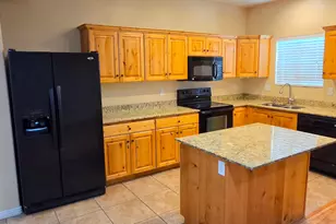 3857 E Cunninghill Dr, Eagle Mountain, UT 84005 - Photo 2