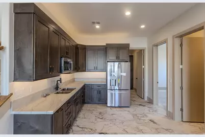 813 S 1385 W, Hurricane, UT 84737 - Photo 44