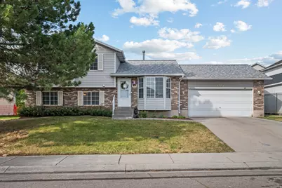 6834 S Cyclamen Dr W, West Jordan, UT 84081 - Photo 2