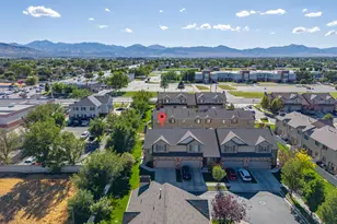 12556 S Alice Springs Ct, Riverton, UT 84065 - Photo 4