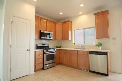 3365 N Falcon Way, Layton, UT 84040 - Photo 2