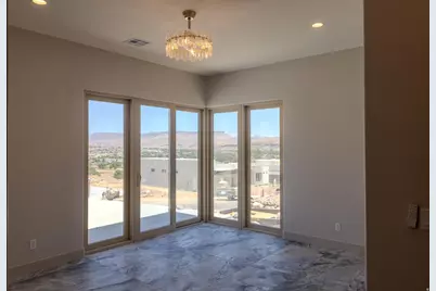 1361 W 800 S, Hurricane, UT 84737 - Photo 16