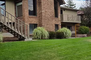 3608 E Brighton Point Dr S, Cottonwood Heights, UT 84121 - Photo 4