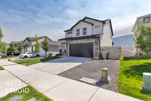1713 S Windemere Rd, Santaquin, UT 84655 - Photo 2