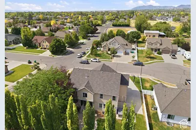 2303 W 900 N, Layton, UT 84041 - Photo 72