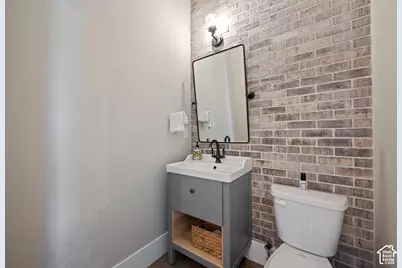 2303 W 900 N, Layton, UT 84041 - Photo 26