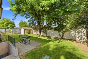 1030 N 250 W, Layton, UT 84041 - Photo 30