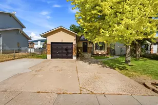1030 N 250 W, Layton, UT 84041 - Photo 36