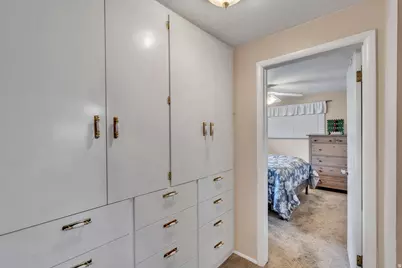 4196 S 4205 W, West Valley, UT 84120 - Photo 14