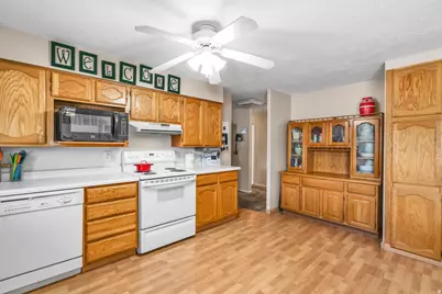 4196 S 4205 W, West Valley, UT 84120 - Photo 10
