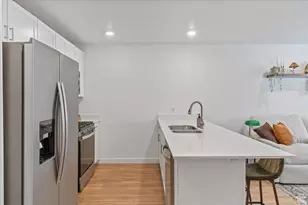 1093 E Yard Row, Saratoga Springs, UT 84045 - Photo 6