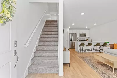 1093 E Yard Row, Saratoga Springs, UT 84045 - Photo 4