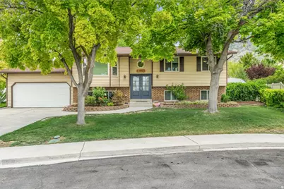 1495 N 330 W, Pleasant Grove, UT 84062 - Photo 2