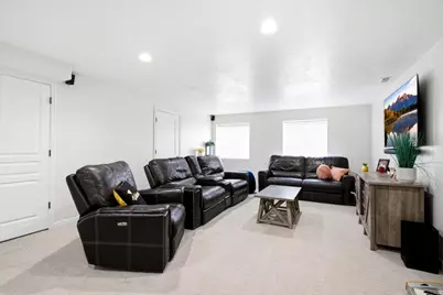 945 E James Cir. S, Clearfield, UT 84015 - Photo 20