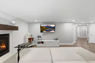 2749 E Glenn Abbey Cir S, Sandy, UT 84093 - Photo 32