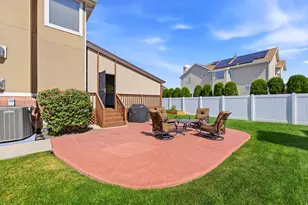 2749 S Glenn Abbey Cir E, Sandy, UT 84093 - Photo 54