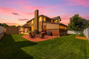 2749 E Glenn Abbey Cir S, Sandy, UT 84093 - Photo 2