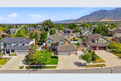 2749 S Glenn Abbey Cir E, Sandy, UT 84093 - Photo 48