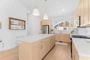 846 E Maplehurst Dr, Murray, UT 84107 - Photo 12