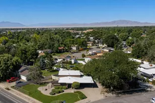 842 Aspen East Dr E, Layton, UT 84041 - Photo 4
