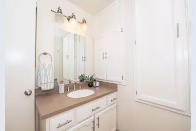 842 Aspen East Dr E, Layton, UT 84041 - Photo 20