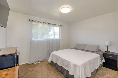 887 S 150 W, Tremonton, UT 84337 - Photo 10