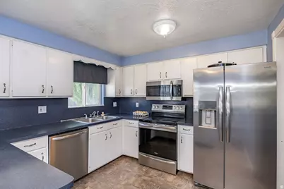 887 S 150 W, Tremonton, UT 84337 - Photo 6