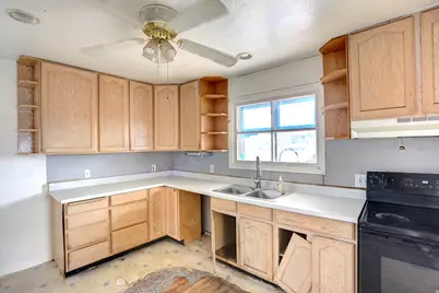 75 E 800 S, Orem, UT 84058 - Photo 4